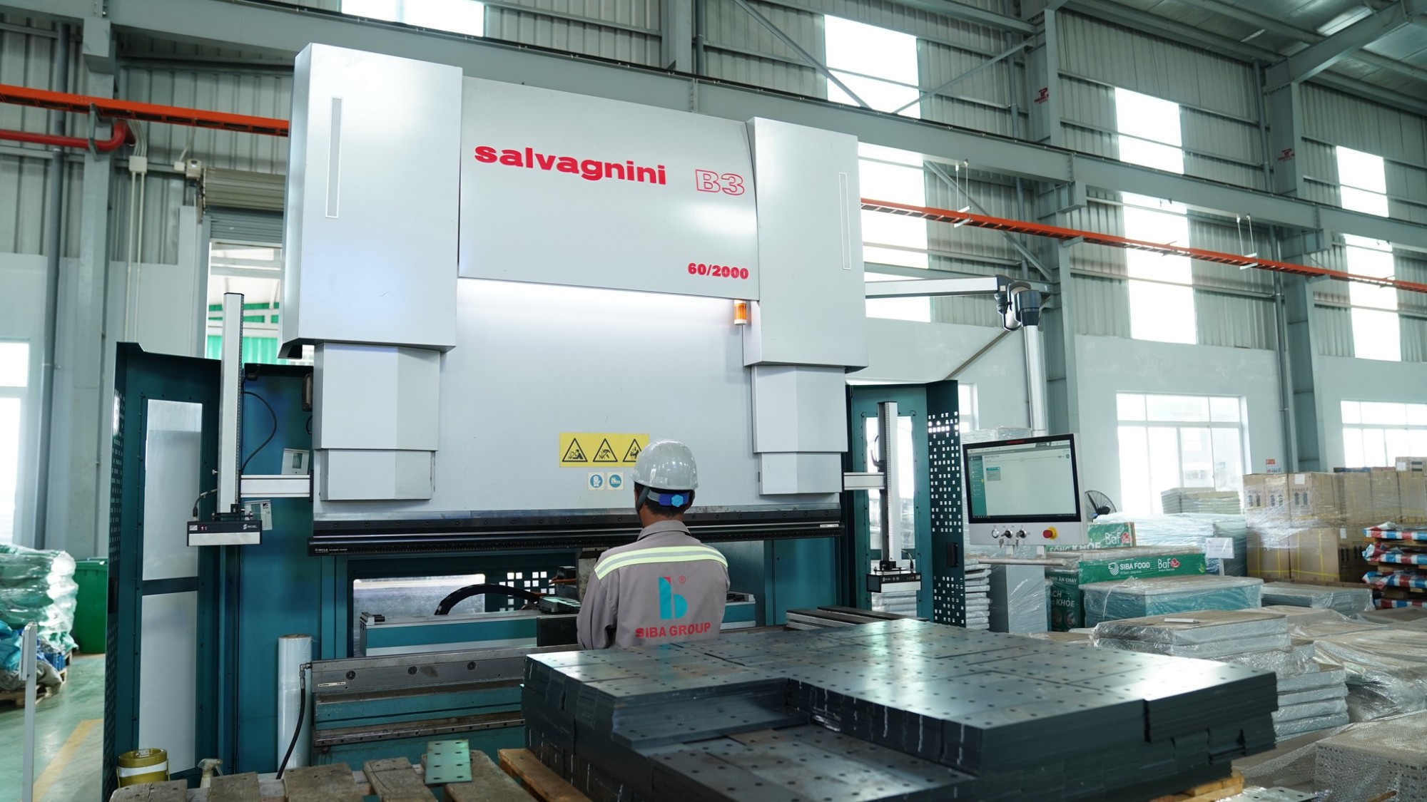 Bending processes: Press brake vs Roll bending